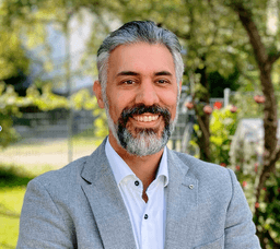 Dr. Arman Nassirtoussi